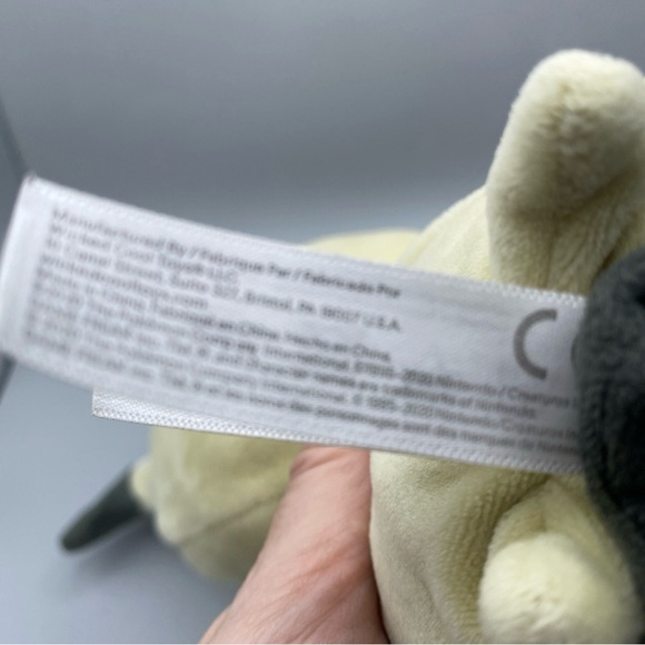 Pokemon Mimikyu 10” plush Mimic WCT Wicked Cool Toys Collectable - Picture 7 of 9